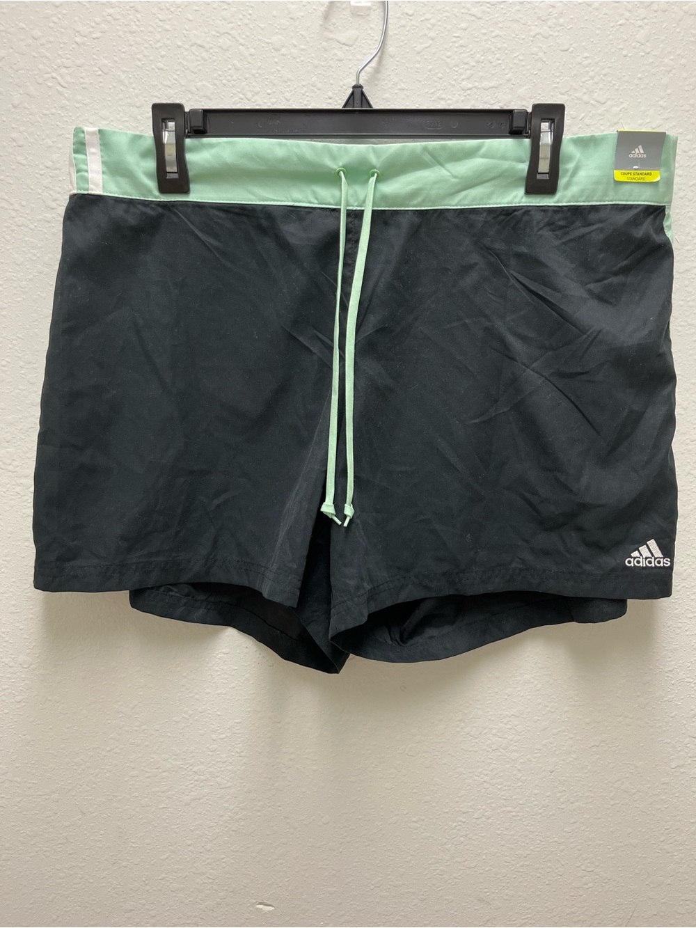 adidas Nautical Short Women’s Colorblock Drawstring Elastic Waist XL Black/Mint